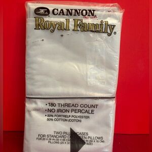 Canon, Royal family to standard white and black pillowcases